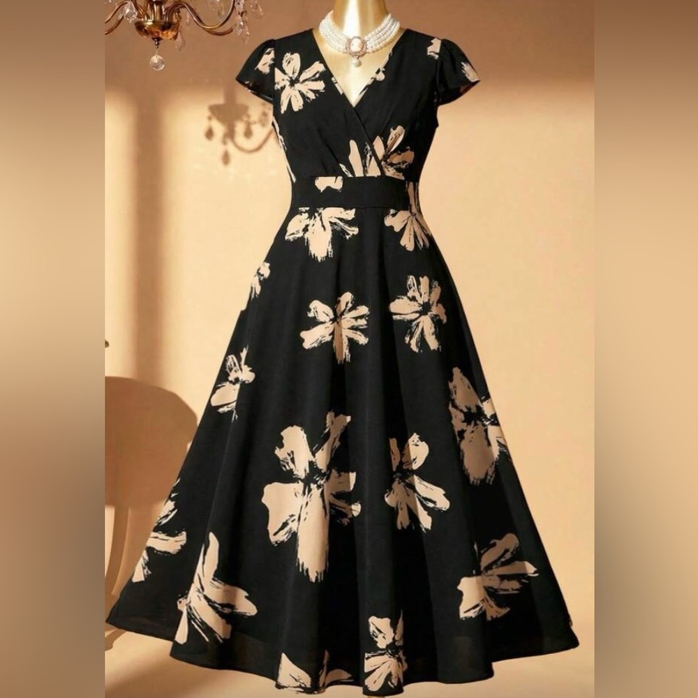 Black & Cream Floral Midi Dress - Elegant V-Neck Women’s Dress - Picture 4 of 7